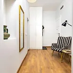 Hidden Gem In The Heart Of Apartament *